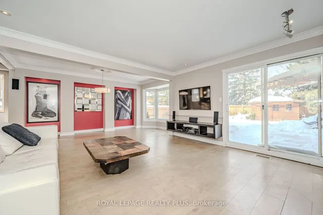 Additional image 4 of 1521 Grazia Crt