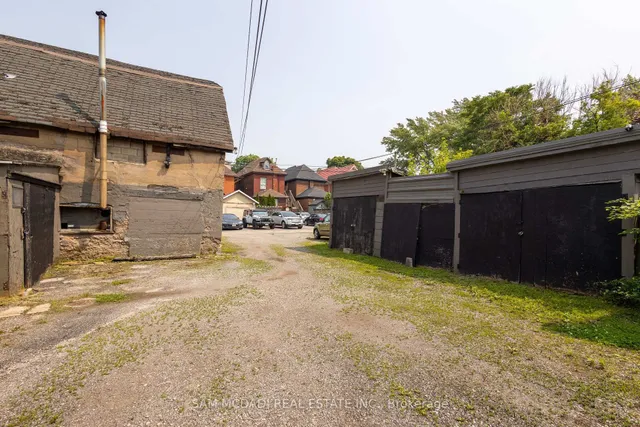 Additional image 37 of 194 Wellington St