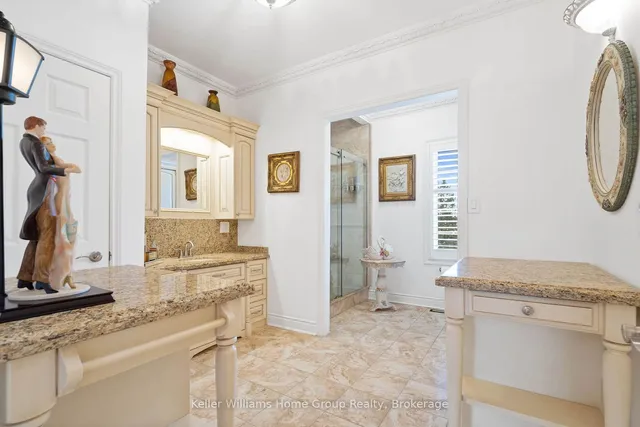 Additional image 18 of 71 Mae Crt