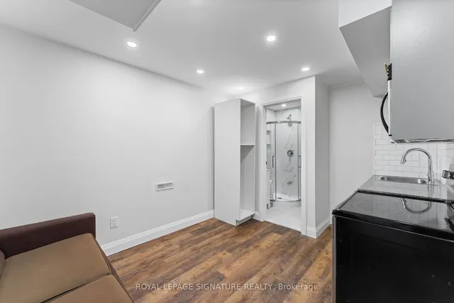 Additional image 35 of 49 Henry Welsh Dr