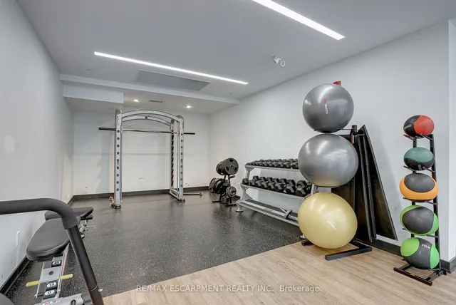 Additional image 38 of 5230 DUNDAS St Unit 527