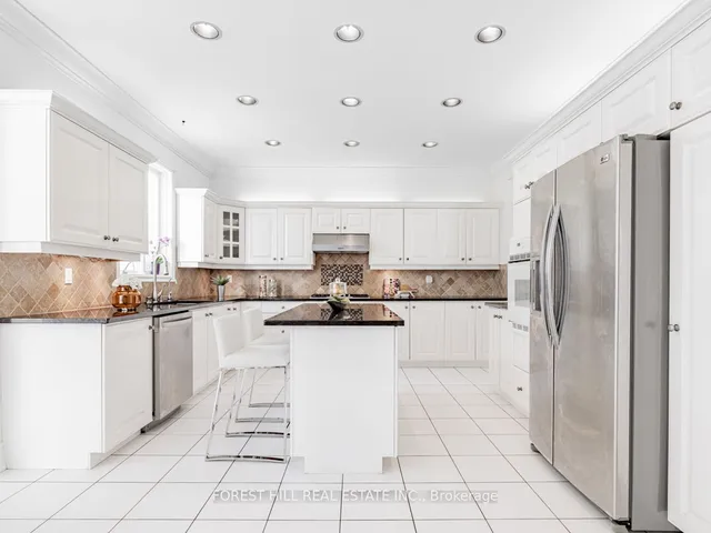 Additional image 16 of 121 Nipigon Ave