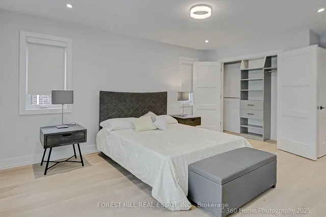 Additional image 12 of 896 Coxwell Ave