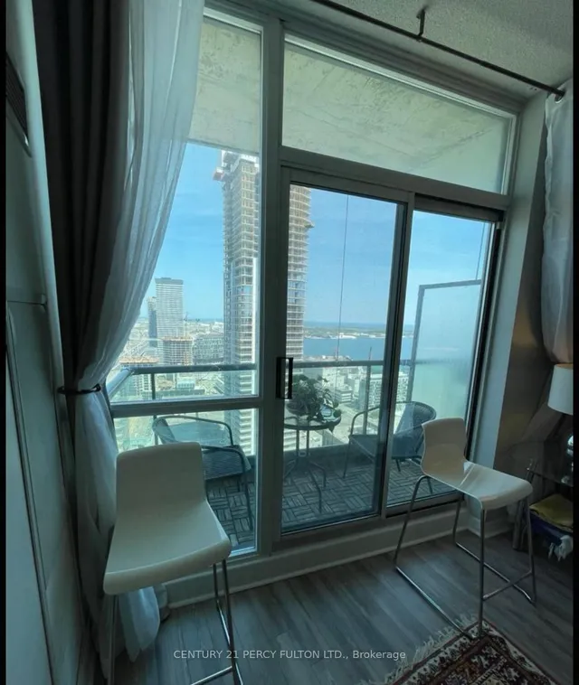 Additional image 12 of 16 Yonge St Unit 3407