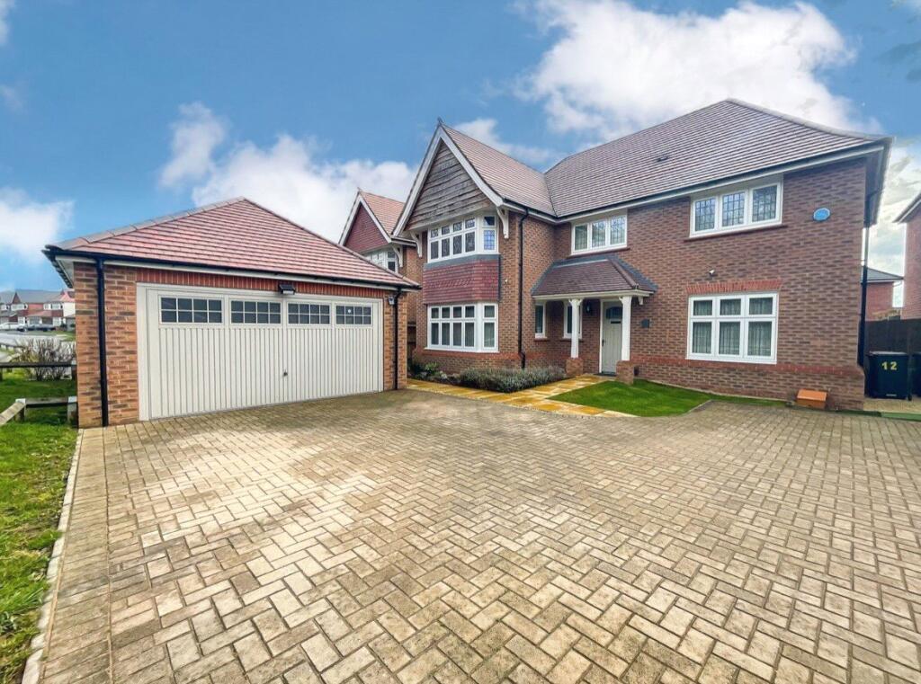 Broomyshaw Close, Tamworth, B77