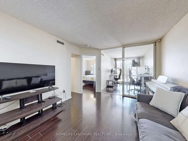 Additional image 23 of 1001 Bay St Unit 701