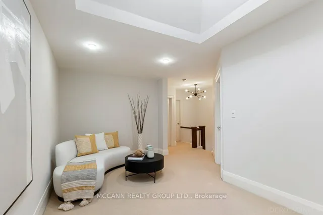 Additional image 21 of 133 Melrose Ave