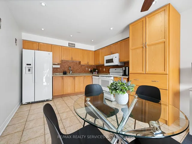 Additional image 14 of 19 Maple Beach Cres