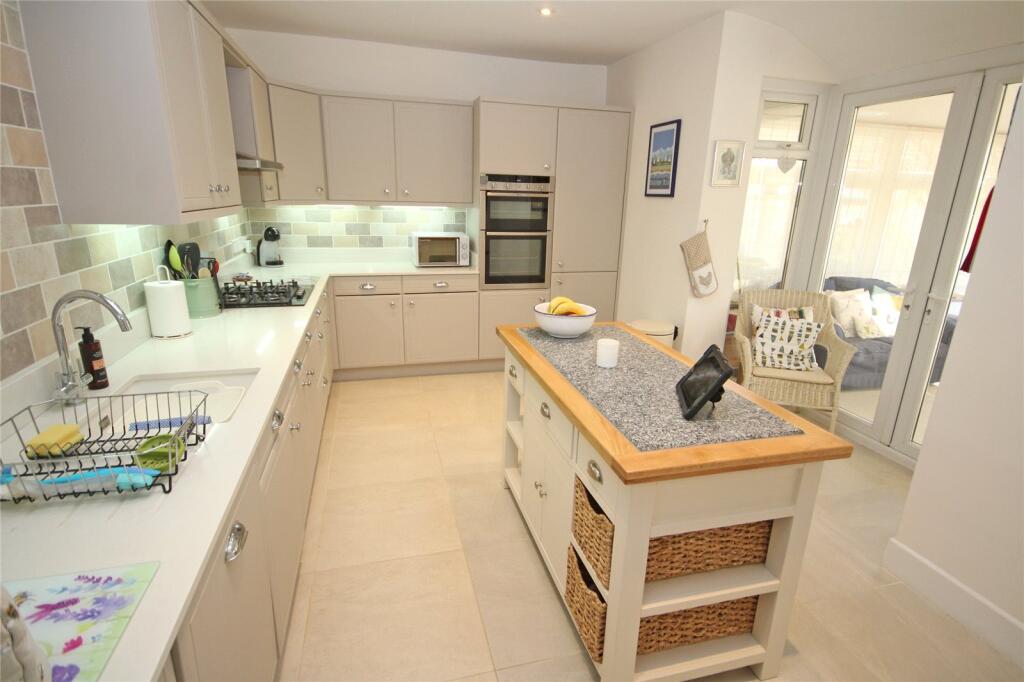 Additional image 7 of Becton Lane, Barton on Sea, New Milton, Hampshire, BH25