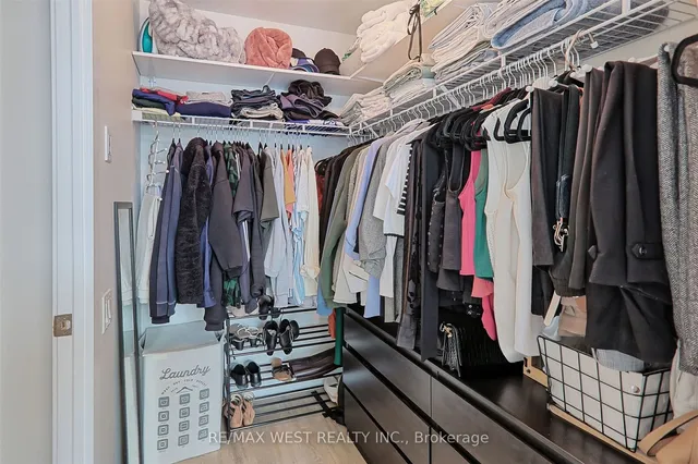 Additional image 17 of 650 King St Unit 409