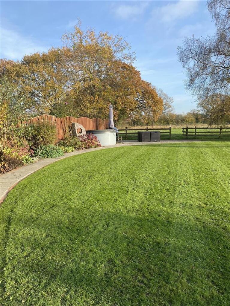 Additional image 24 of Shutt Lane, Earlswood, Solihull