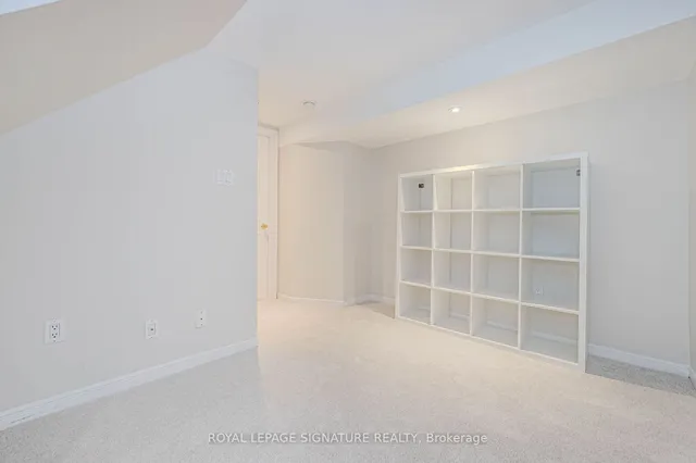 Additional image 27 of 2105 Berwick Dr Unit 7