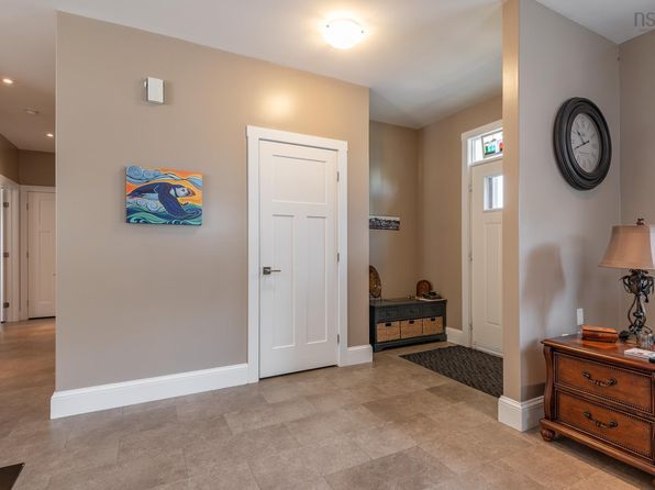 Additional image 3 of 218 Adams St, Lunenburg, NS B0J 2C0