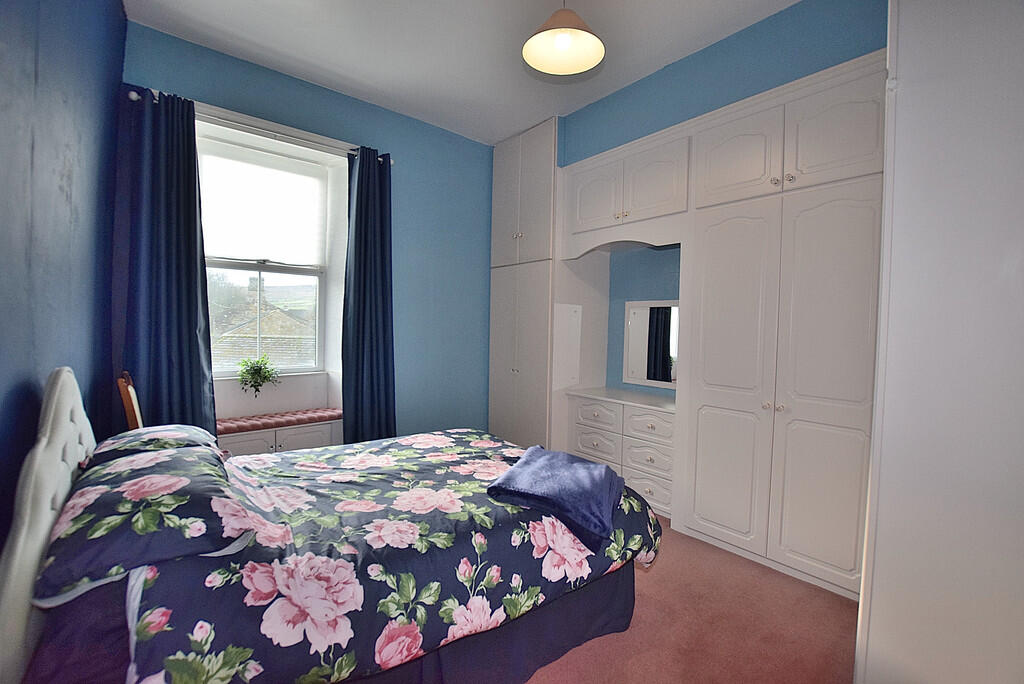 Additional image 10 of Reeth