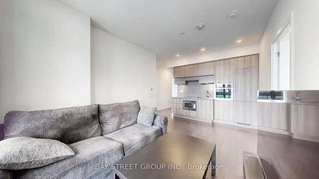 Additional image 18 of 39 Roehampton Ave Unit 2304