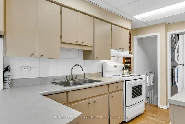 Additional image 26 of 51 Joseph St