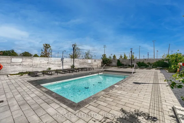 Additional image 30 of 1050 Main St Unit 326