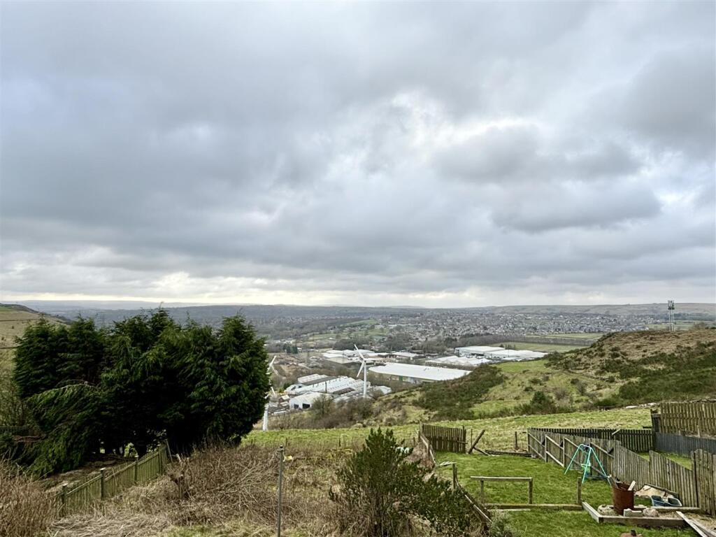 Additional image 5 of Roper Lane, Queensbury, Bradford