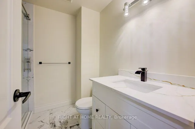 Additional image 24 of 144 Mooregate Cres