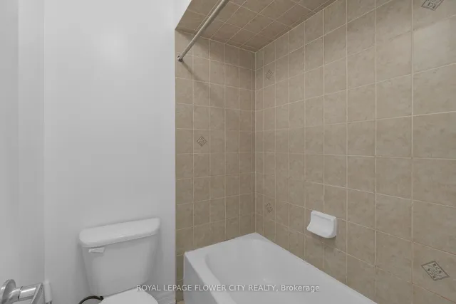 Additional image 36 of 22 Vanwood Cres