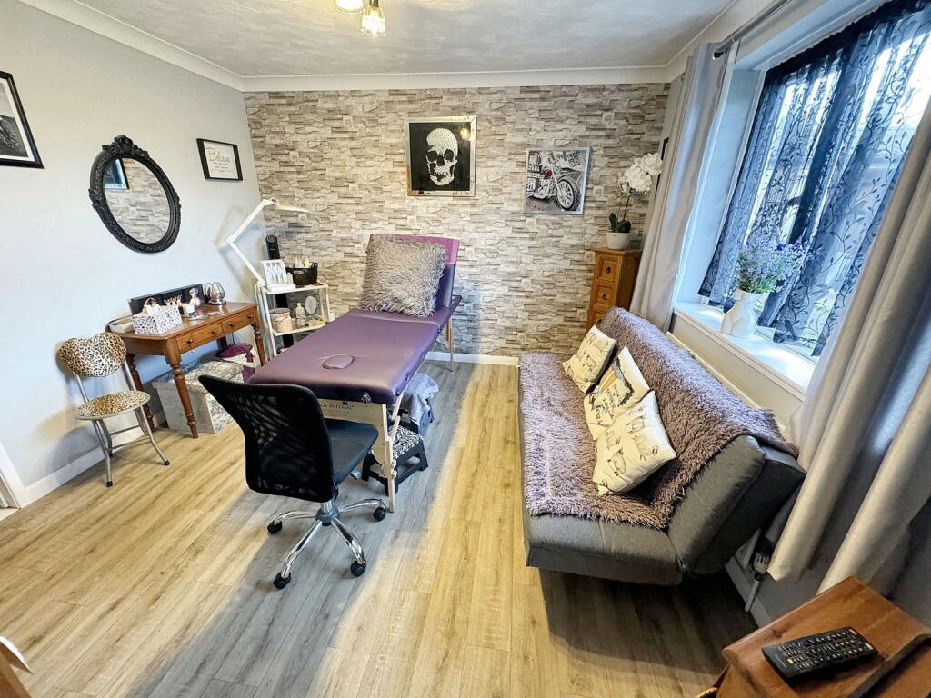Additional image 40 of Prickwillow Road, Isleham