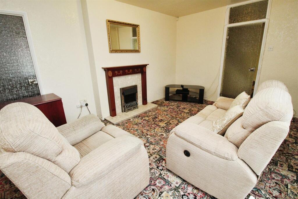 Additional image 3 of Summerlands Grove, Bradford, BD5 8QU