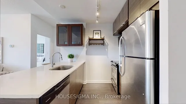 Additional image 9 of 62 Forest Manor Rd Unit 206