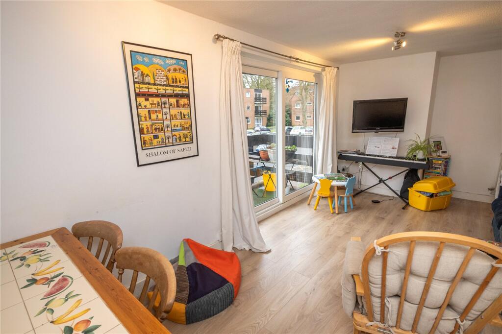 Additional image 4 of Wake Green Park, Moseley, Birmingham, B13