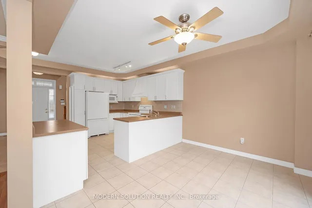 Additional image 11 of 5151 Upper Middle Rd Unit 2