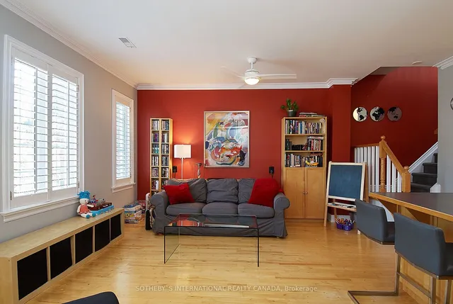 Additional image 20 of 1019B College St