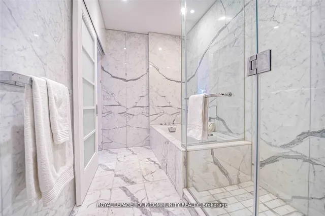 Additional image 18 of 180 University Ave Unit 5207