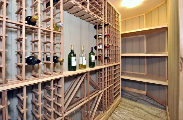 Additional image 18 of 9 Aspen Ave