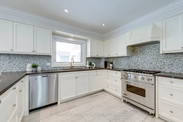 Additional image 13 of 503 Blenheim Cres