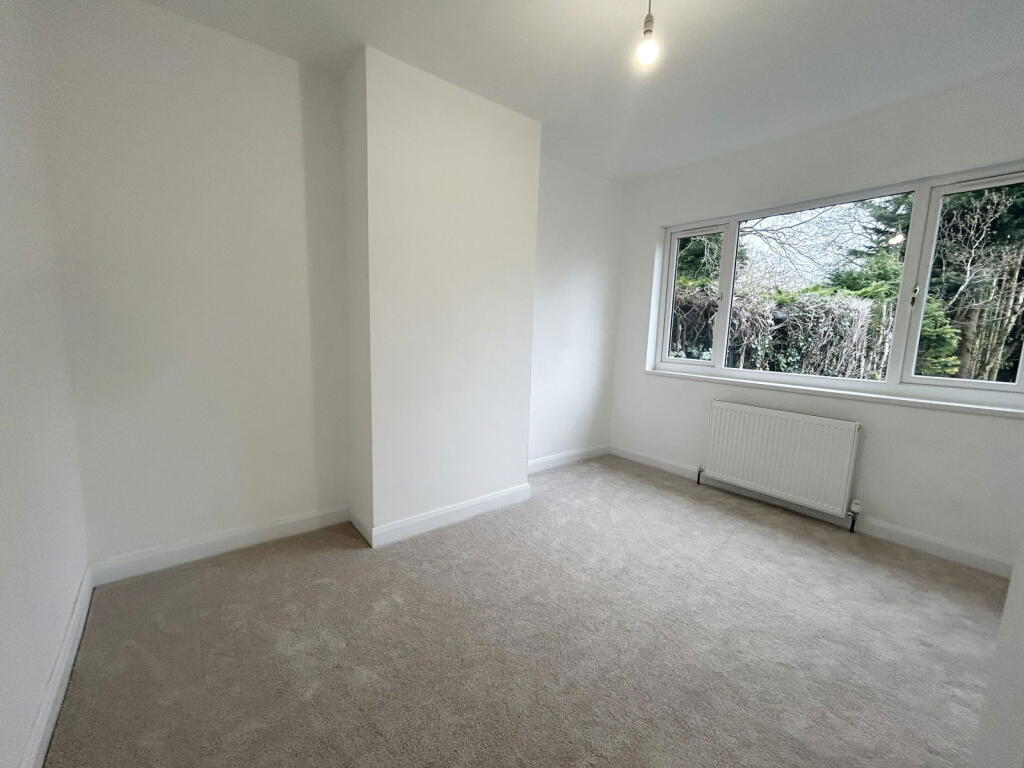 Additional image 10 of Clinton Road, Shirley