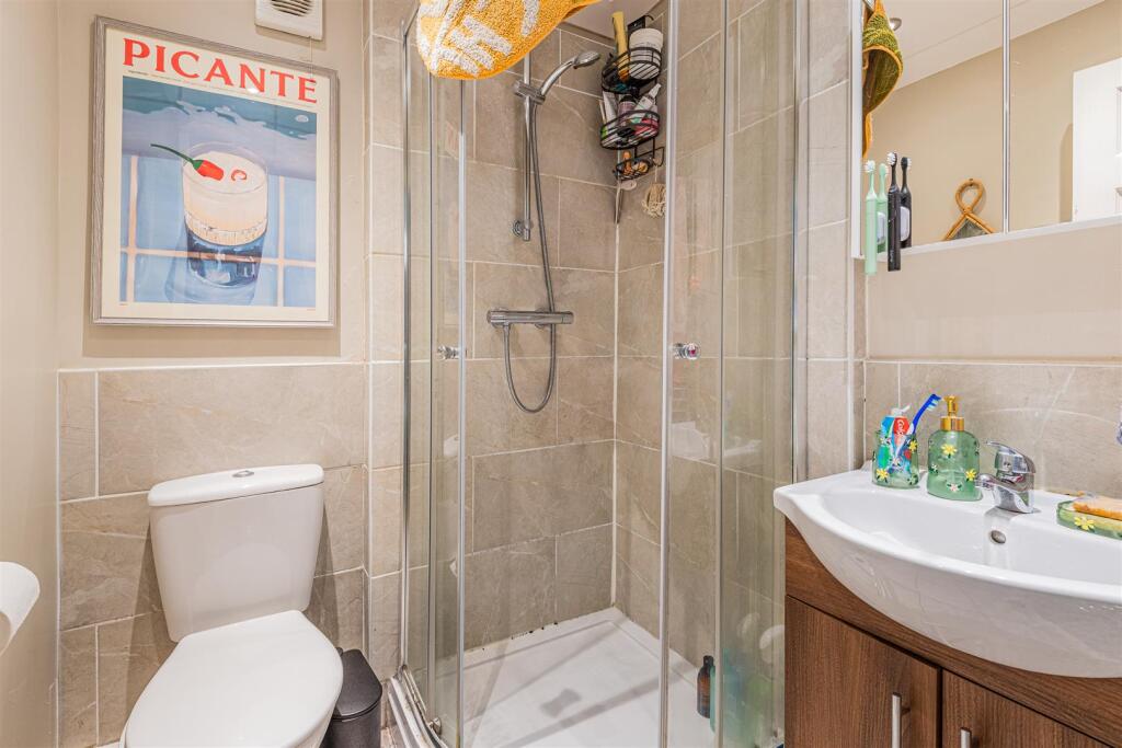 Additional image 10 of Claude Road, Roath, Cardiff