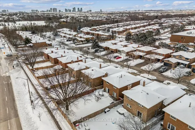 Additional image 35 of 1222 Larny Crt