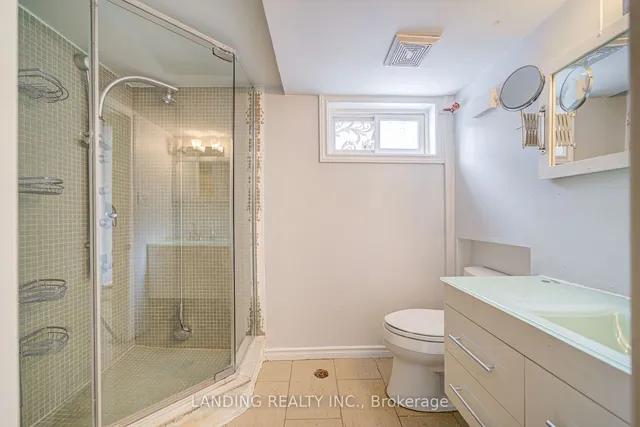 Additional image 28 of 61 Kingslake Rd