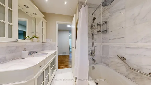 Additional image 28 of 26 Innisfree Crt