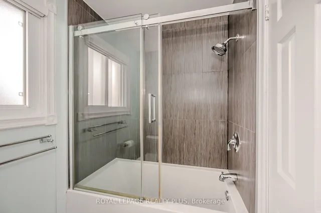 Additional image 24 of 1521 Grazia Crt