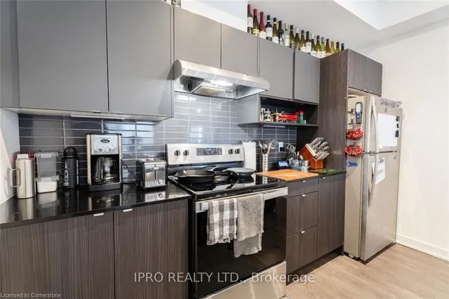 Additional image 14 of 1121 Cooke Blvd