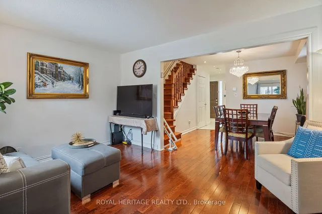 Additional image 12 of 109 Plumrose Ptwy