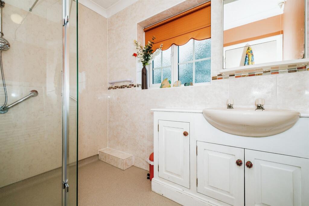 Additional image 13 of West Park Lane, Goring-By-Sea, Worthing