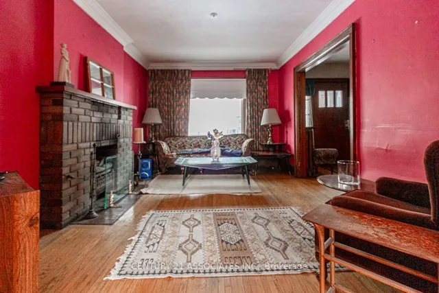 Additional image 5 of 634 Runnymede Rd