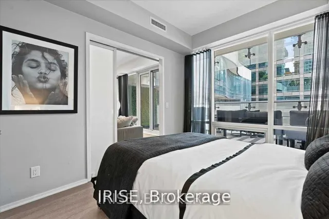Additional image 19 of 1 Bloor St Unit 506