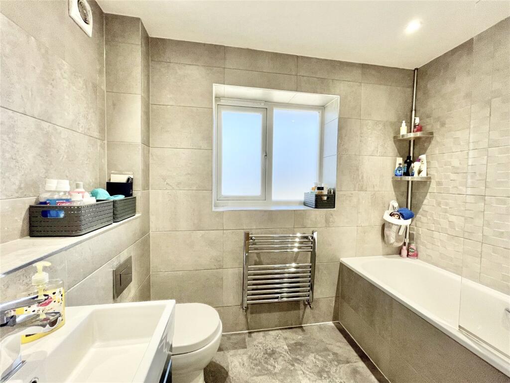 Additional image 14 of Elderflower Close, Highcliffe On Sea, Christchurch, Dorset, BH23