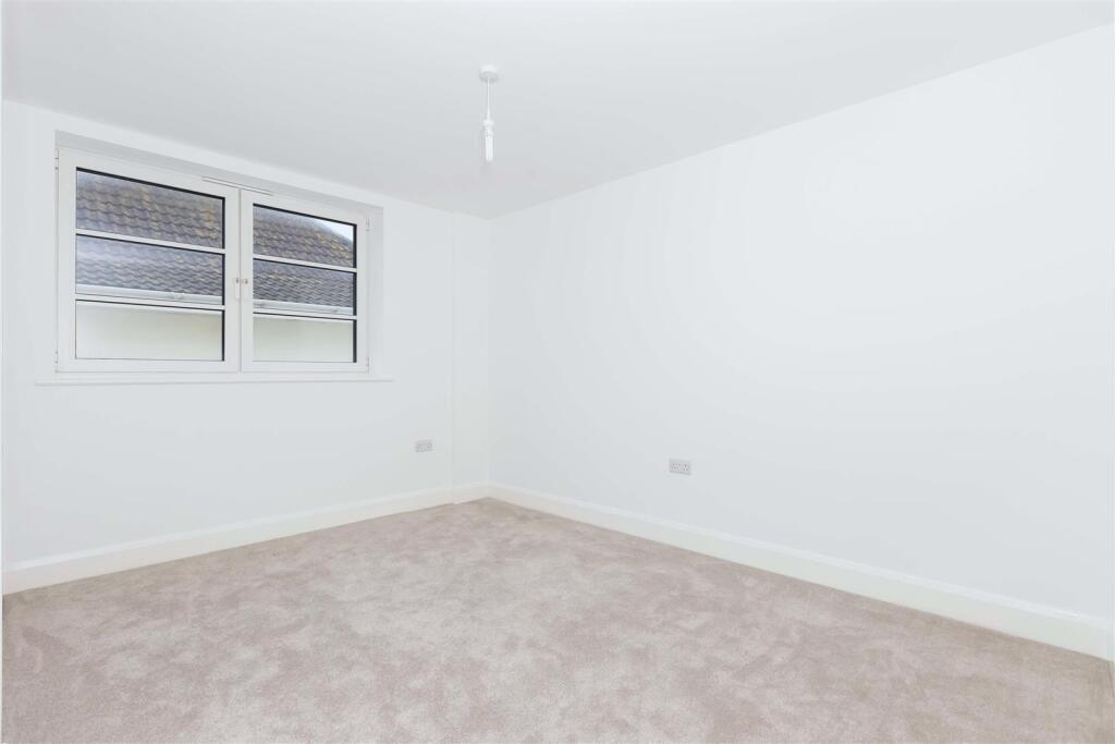 Additional image 12 of West Parade, Worthing, BN11 5EF