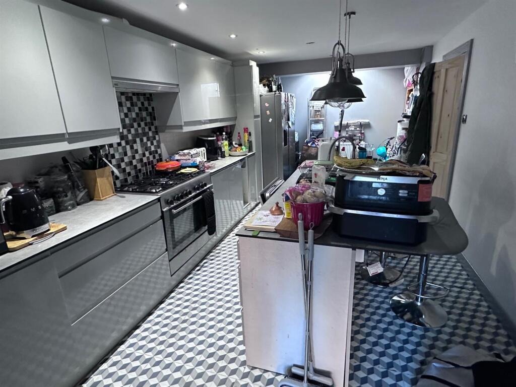 Additional image 4 of Hodcombe Close, Eastbourne