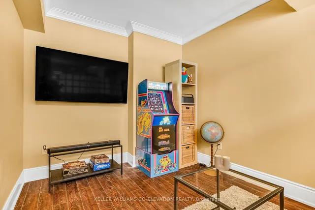 Additional image 15 of 437 Roncesvalles Ave Unit 215