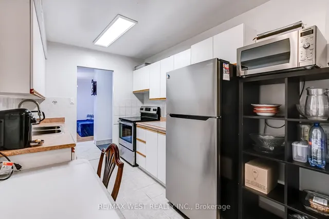 Additional image 18 of 340 Dixon Rd Unit 209