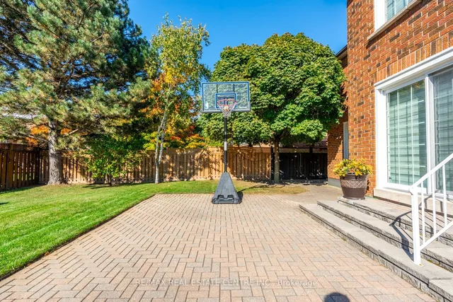 Additional image 38 of 2112 Berwick Dr